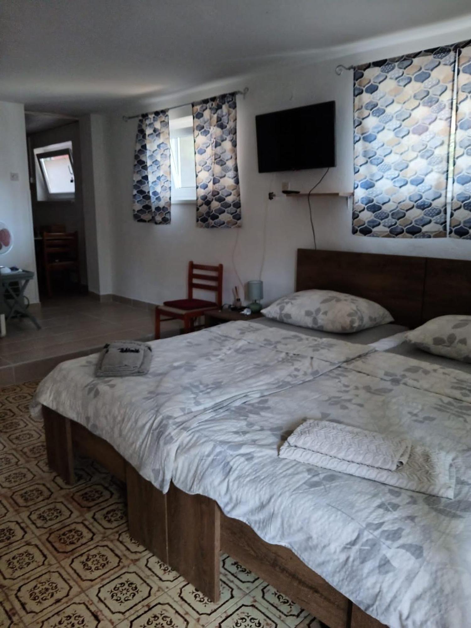 Studio Apartment Posavec Premantura Eksteriør bilde